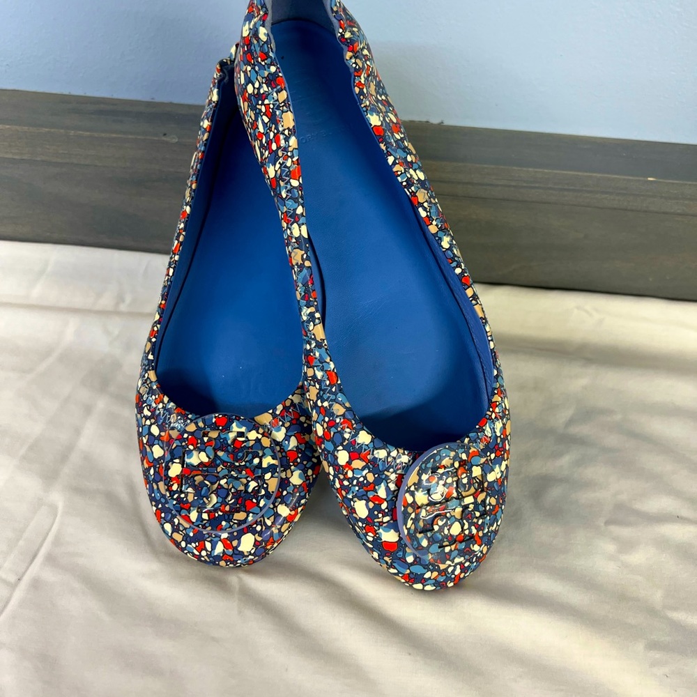 *RARE* Women’s Tory Burch multi color shoes size 8